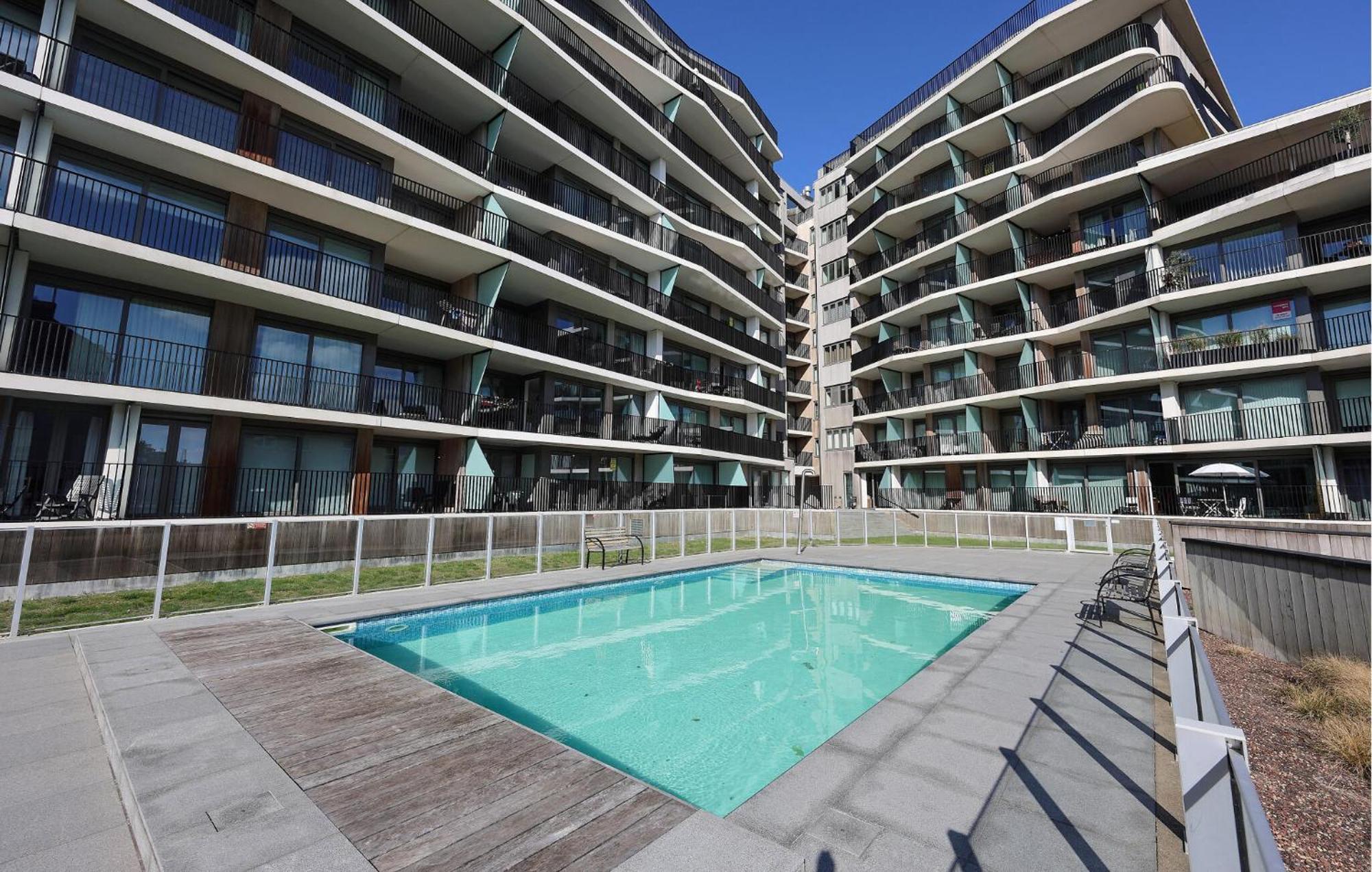 Apartamento Awesome In *